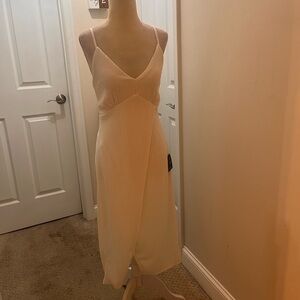 Elegant white Lulus Sleeveless Dress M